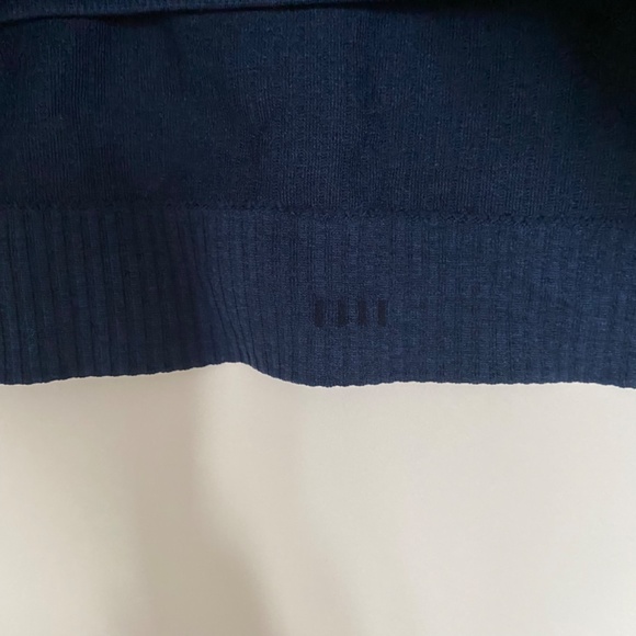 Lululemon true navy ebb to street long sleeve shirt size 10 - Picture 2 of 6